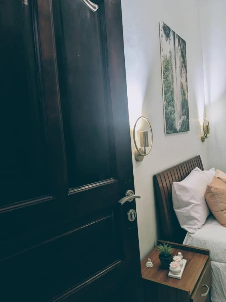 ムバレ Royal Xperience Bed & Breakfast エクステリア 写真